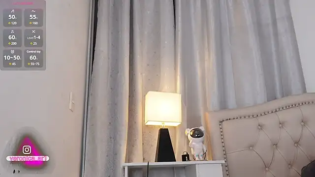 Snapshot of Veronica_ar chatting on 12/30/24, 12:11 Veronica ar online show from 12/30/24, 12:11