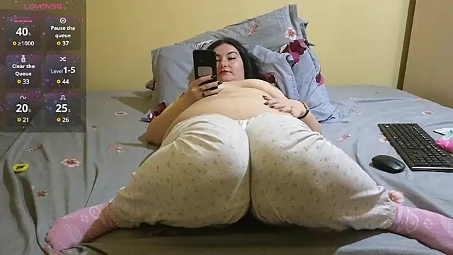 BBW MILF 4U online show from 02/20/25, 01:40