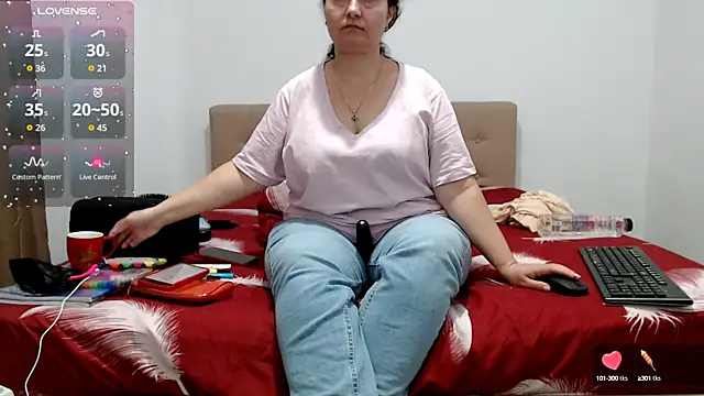 BBW MILF 4U online show from 10/15/25, 06:35