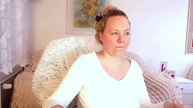 Sarah4you online show from 02/13/25, 09:27