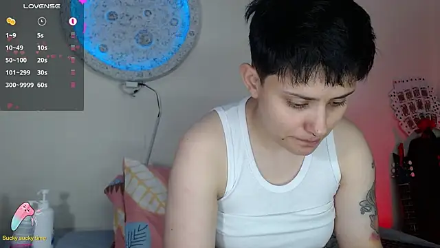 girl intense444 online show from 01/30/25, 07:26