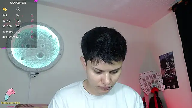 girl intense444 online show from 02/06/25, 01:21