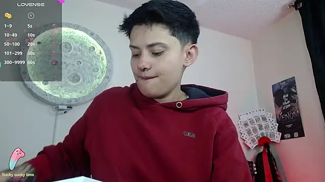 girl intense444 online show from 02/14/25, 01:08