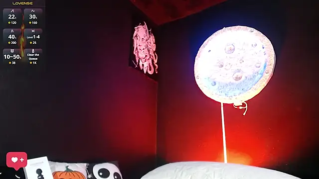 girl intense444 online show from 10/11/25, 01:09