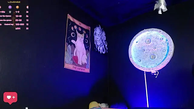 girl intense444 online show from 02/02/26, 12:48