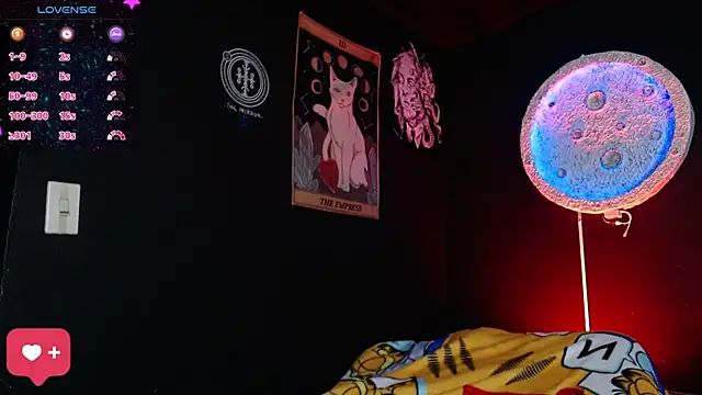 girl intense444 online show from 07/25/26, 12:47