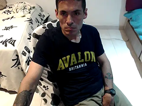 Snapshot of yourfantasy1303 chatting on 12/13/25, 10:59 yourfantasy1303 online show from 12/13/25, 10:59