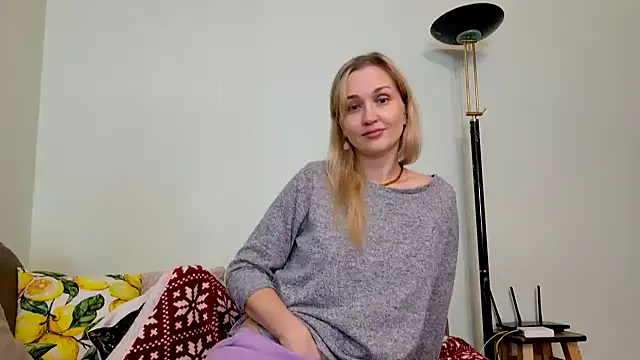 ModelEva online show from 11/30/25, 10:30