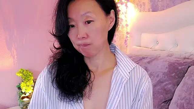 Asian legs online show from 07/05/26, 10:44