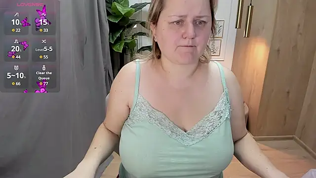 ScarlettSoft online show from 12/10/24, 05:39