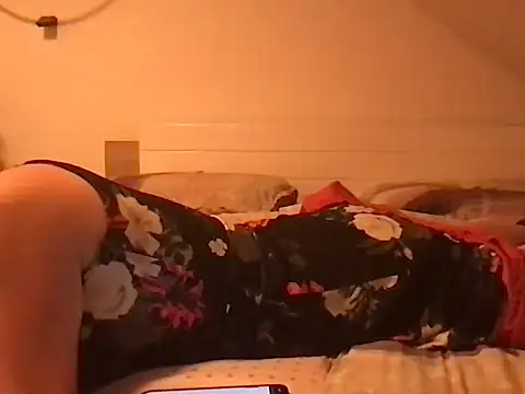 Moistdevil online show from 01/06/25, 09:54