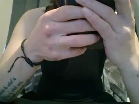 Snapshot of geilmeisje98 chatting on 02/14/25, 08:31 geilmeisje98 online show from 02/14/25, 08:31