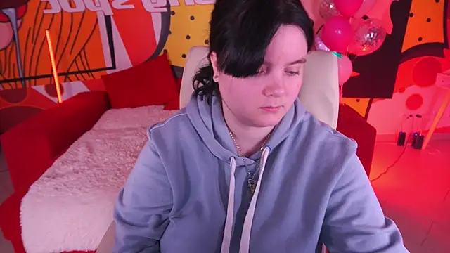 LittleShyy online show from 02/19/26, 02:13