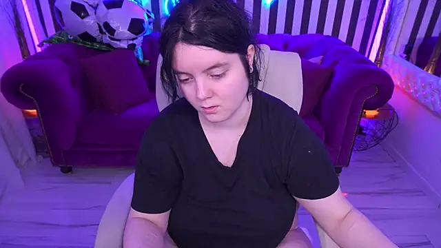 LittleShyy online show from 07/09/26, 12:42