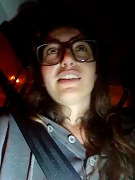 Snapshot of Blulilla69 chatting on 10/17/25, 08:00 Blulilla69 online show from 10/17/25, 08:00