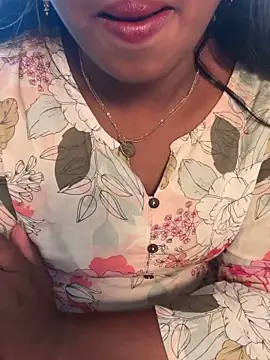 Dhiyapink online show from 03/25/26, 06:30