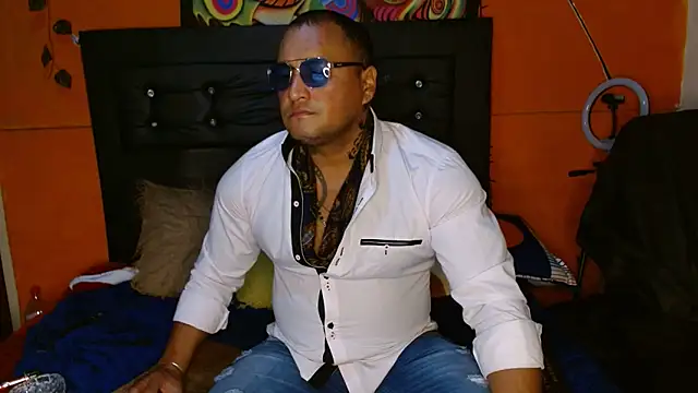 hardrock982 online show from 01/10/25, 01:31