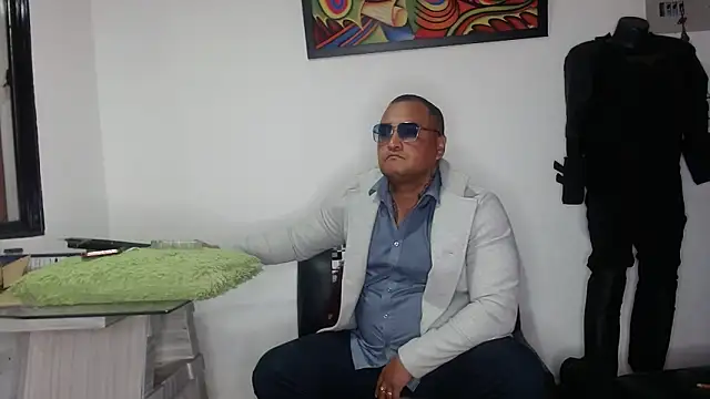 hardrock982 online show from 04/22/26, 01:34