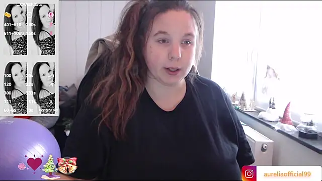 AureliaWinter online show from 12/22/25, 09:06