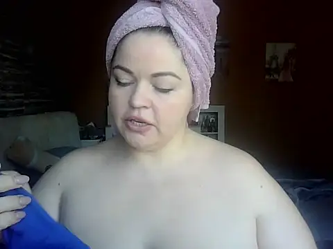 cute  cherry online show from 02/10/26, 12:31