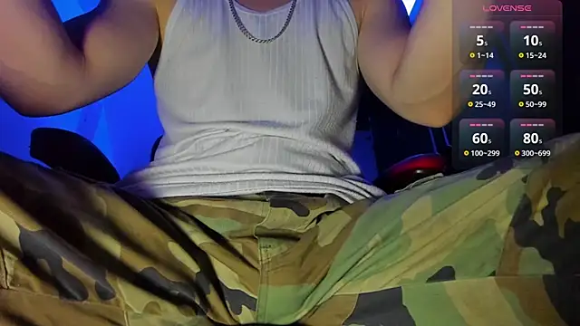 Snapshot of Alex_smith00 chatting on 12/15/24, 12:40 Alex smith00 online show from 12/15/24, 12:40