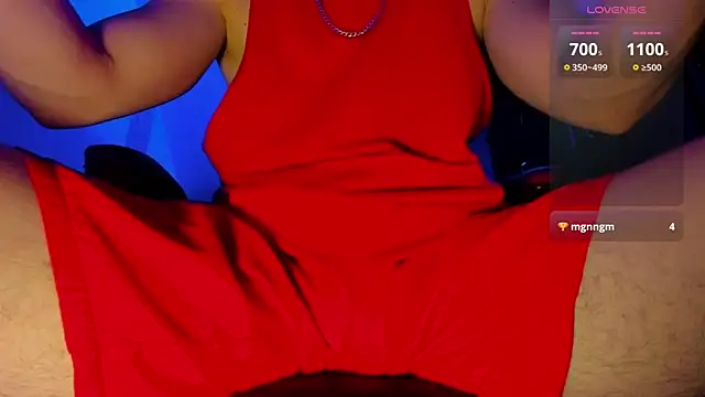 Snapshot of Alex_smith00 chatting on 12/16/24, 02:36 Alex smith00 online show from 12/16/24, 02:36