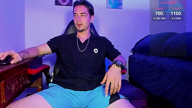 Snapshot of Alex_smith00 chatting on 01/09/25, 11:24 Alex smith00 online show from 01/09/25, 11:24