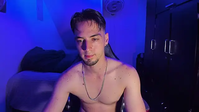 Alex smith00 online show from 02/11/26, 06:46