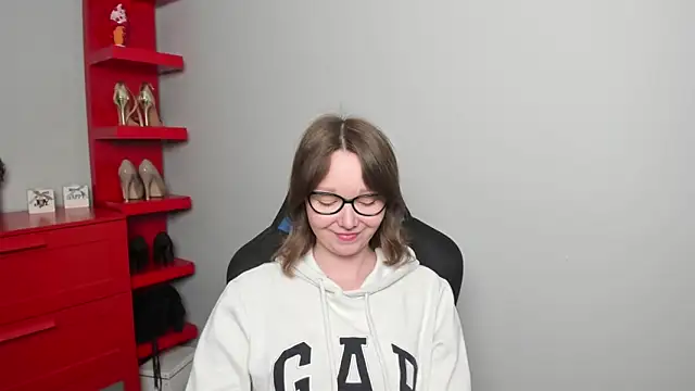 Cookie zoe online show from 04/17/26, 07:00