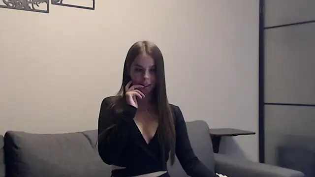 Melanie Scott Richerds online show from 09/25/25, 09:07