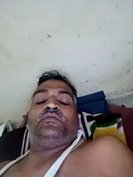 RandomSitcom online show from 04/23/26, 01:35