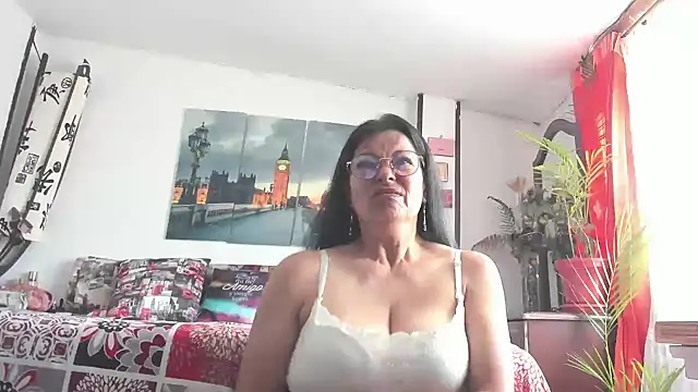Snapshot of ana_mature_ chatting on 09/15/25, 03:56 ana mature online show from 09/15/25, 03:56