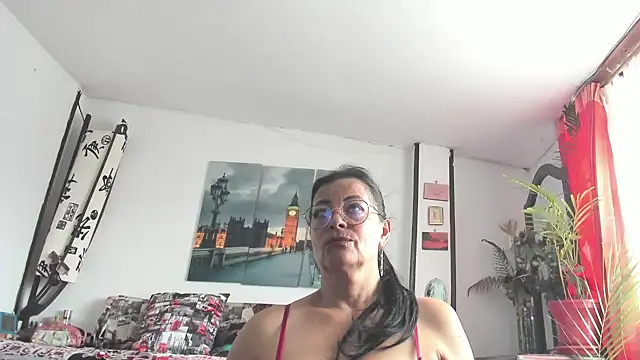 Snapshot of ana_mature_ chatting on 09/18/25, 03:58 ana mature online show from 09/18/25, 03:58