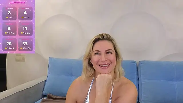 Lady Murenza online show from 11/18/25, 07:18