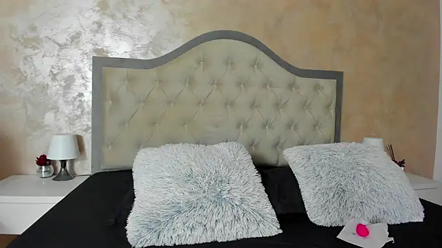 JennaMyers online show from 11/03/25, 08:21