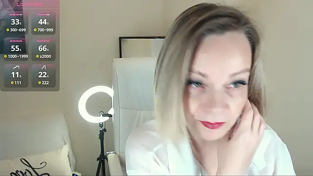 Tilly Eliot online show from 03/21/25, 03:57