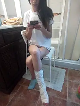 SpiritWhite online show from 04/25/26, 05:32