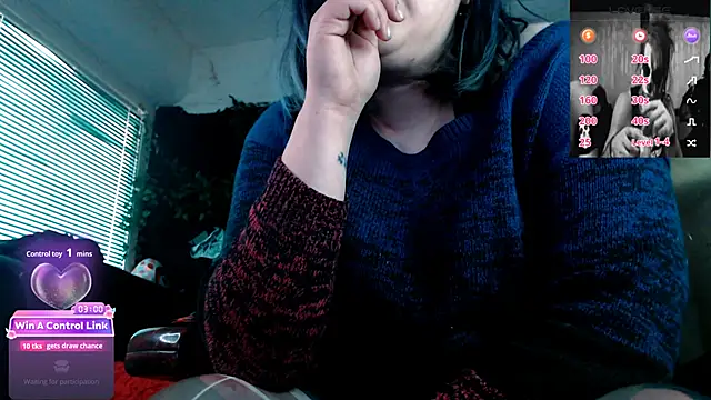 Snapshot of Psychobitch7 chatting on 05/01/26, 09:25 Psychobitch7 online show from 05/01/26, 09:25