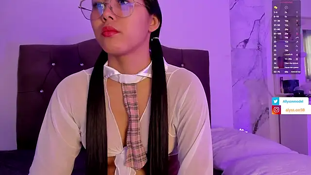 alysson 18 online show from 03/23/26, 01:15