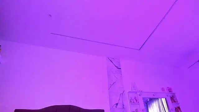 alysson 18 online show from 04/20/26, 01:14