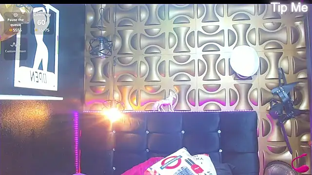 Snapshot of angel_sexyevil chatting on 03/03/25, 12:27 angel sexyevil online show from 03/03/25, 12:27