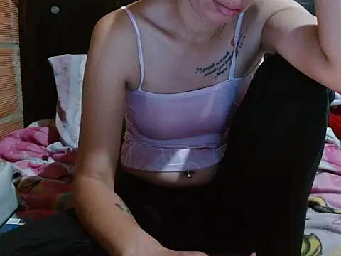 Snapshot of sweetzayori chatting on 12/12/24, 07:37 sweetzayori online show from 12/12/24, 07:37