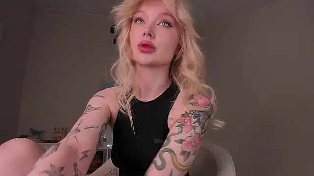 sugar club online show from 04/27/26, 05:44