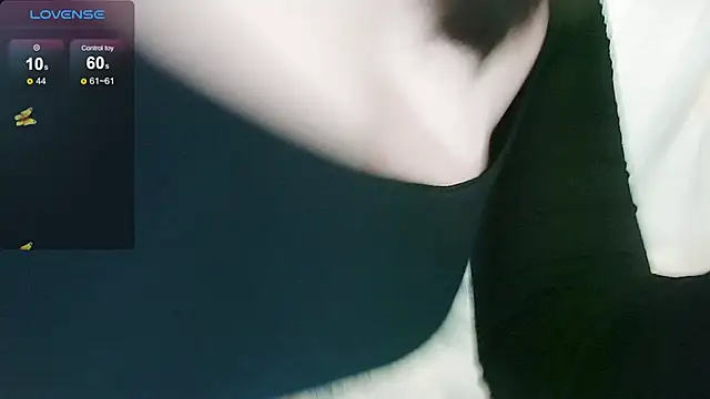 Snapshot of small_Eva chatting on 12/04/24, 07:23 small Eva online show from 12/04/24, 07:23