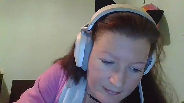 Snapshot of Analimado18 chatting on 10/06/25, 08:39 Analimado18 online show from 10/06/25, 08:39