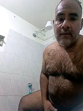 Snapshot of PhillDrake11 chatting on 02/23/26, 04:43 PhillDrake11 online show from 02/23/26, 04:43