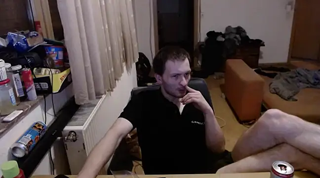 Snapshot of sexymann92 chatting on 12/06/24, 07:23 sexymann92 online show from 12/06/24, 07:23