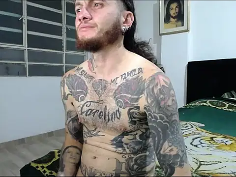 Snapshot of raggaman_ chatting on 02/06/26, 02:27 raggaman online show from 02/06/26, 02:27