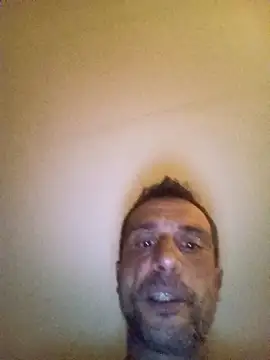 Snapshot of Chianga11 chatting on 05/05/26, 12:07 Chianga11 online show from 05/05/26, 12:07