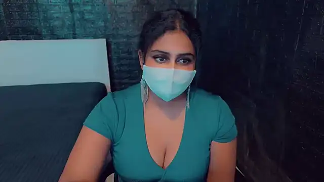 Snapshot of SonY_CaM chatting on 01/08/25, 05:05 SonY CaM online show from 01/08/25, 05:05